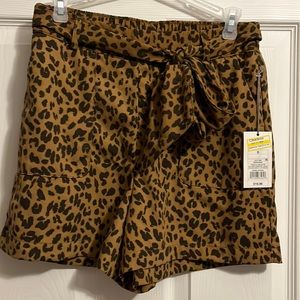 Brand new from Target paper bag shorts with belt and pocket